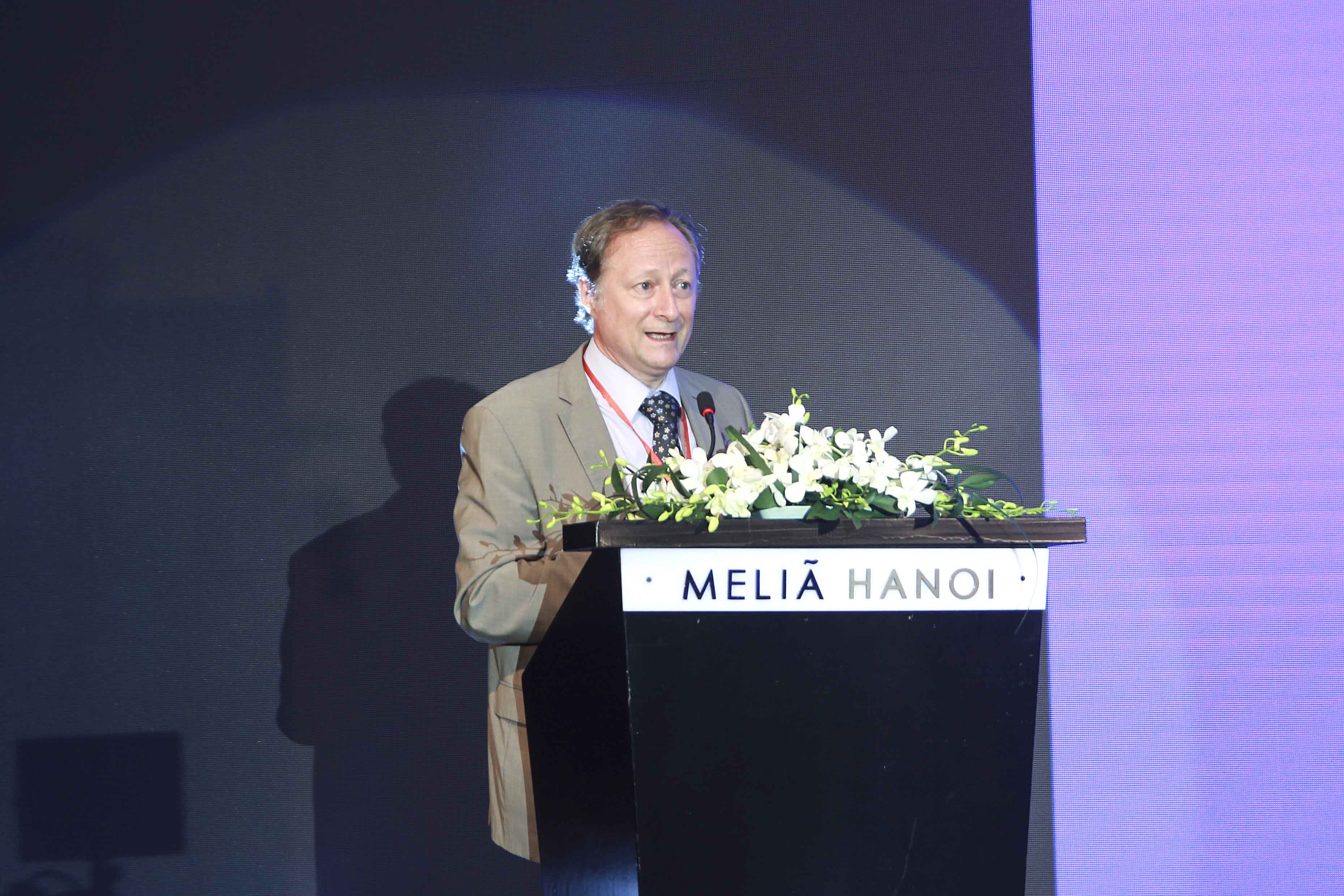 Đại sứ Bruno Angelet - Trưởng Phái đoàn Liên minh châu Âu tại Việt Nam