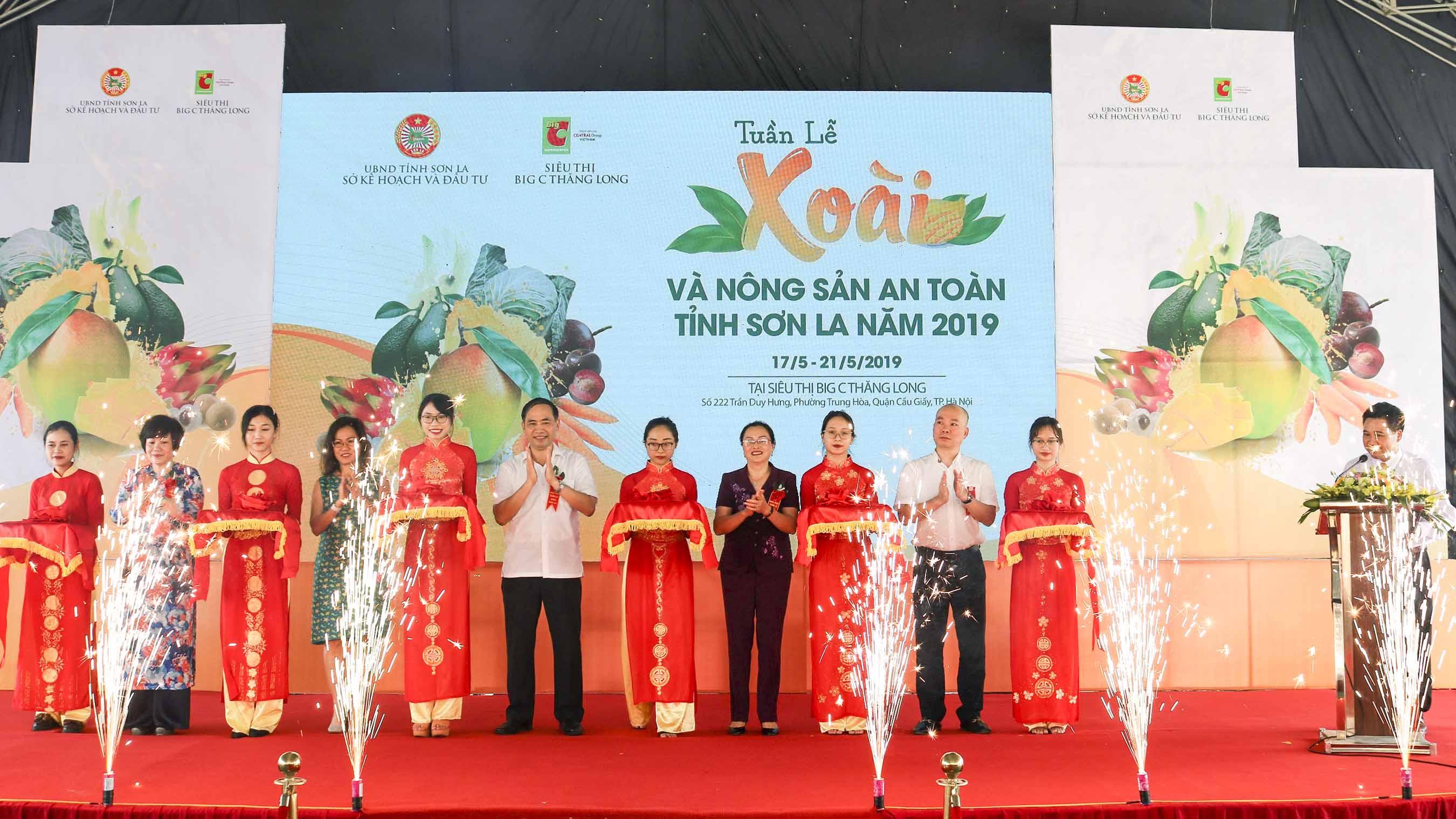 Nghi thức khai mạc Tuần lễ Xoài và nông sản an toàn tỉnh Sơn La 2019
