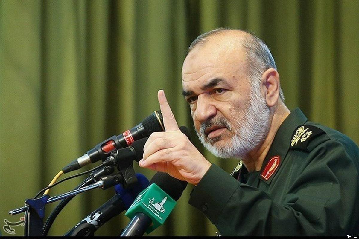 Tướng quân Hossein Salami