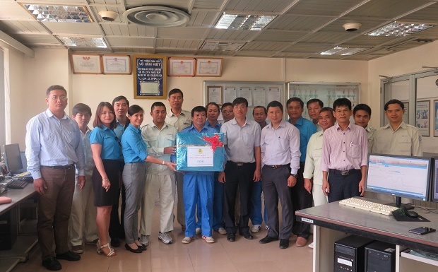 Kết hợp đoàn công tác Công đoàn ĐLVN thăm hỏi, động viên CNVCLĐ  Công ty Cổ phần Thủy điện Vĩnh Sơn - Sông Hinh