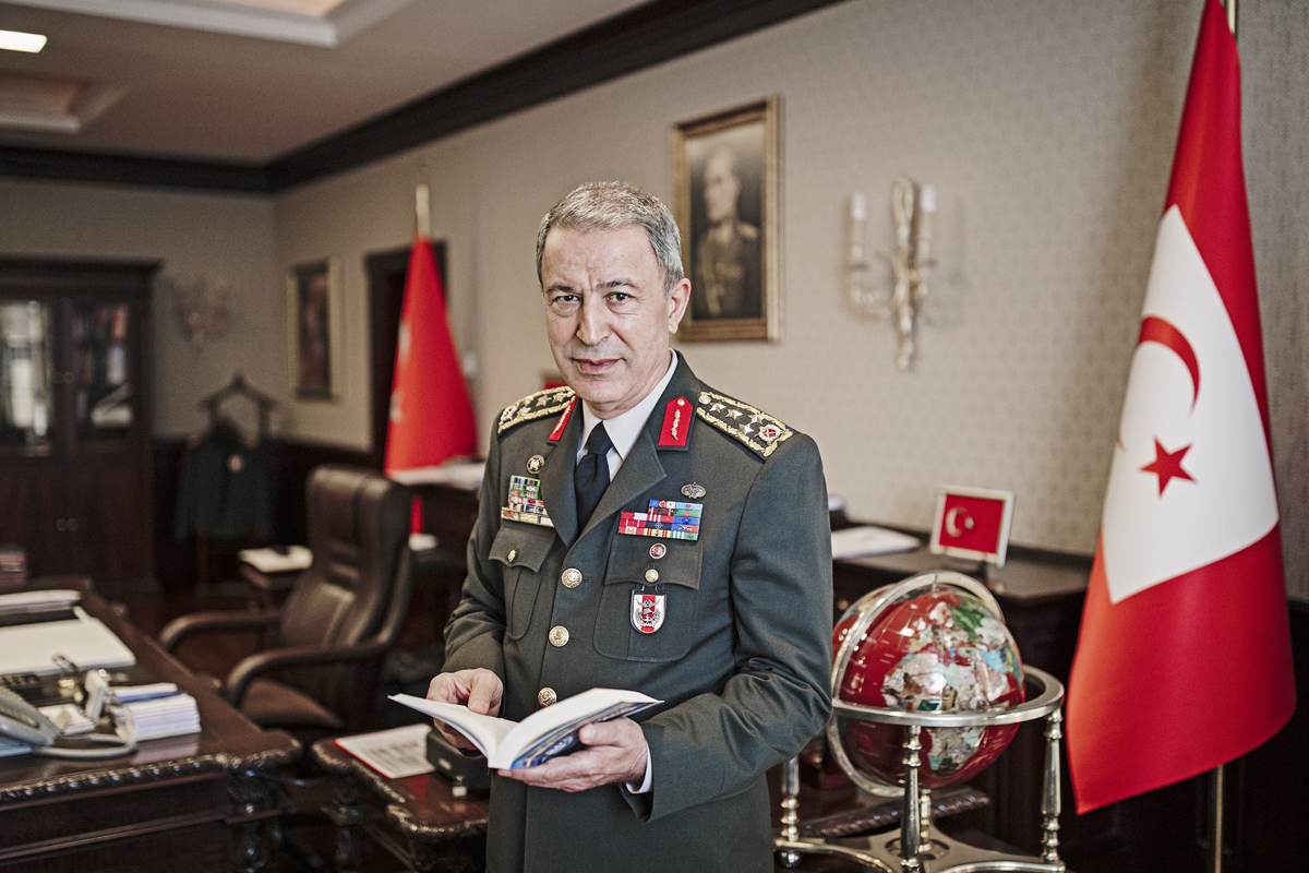 Bộ trưởng Quốc phòng Thổ Nhĩ Kỳ Hulusi Akar