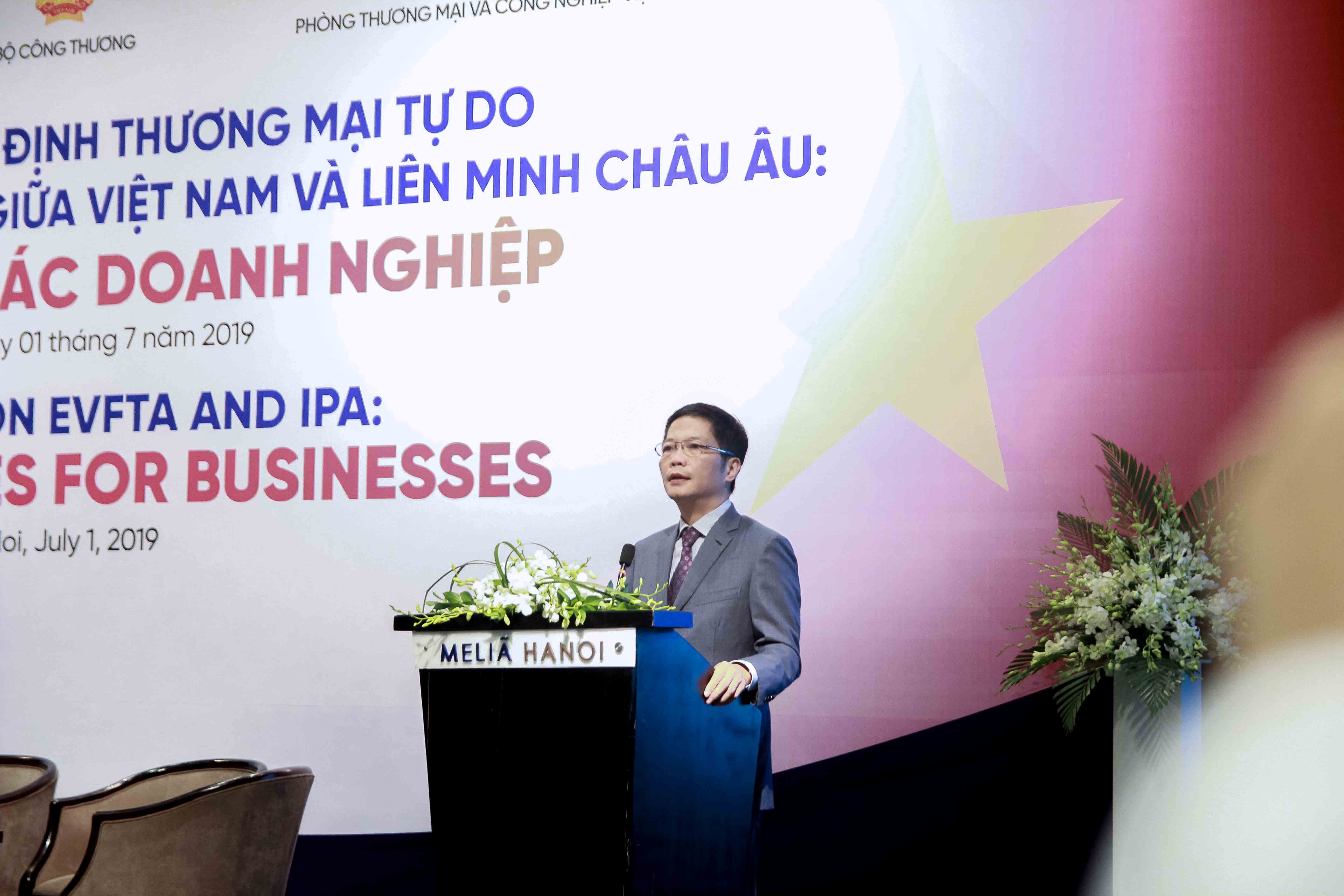 Đối thoại về Hiệp định Thương mại tự do và Hiệp định Bảo hộ đầu tư giữa Việt Nam và Liên minh Châu Âu: Cơ hội cho doanh nghiệp