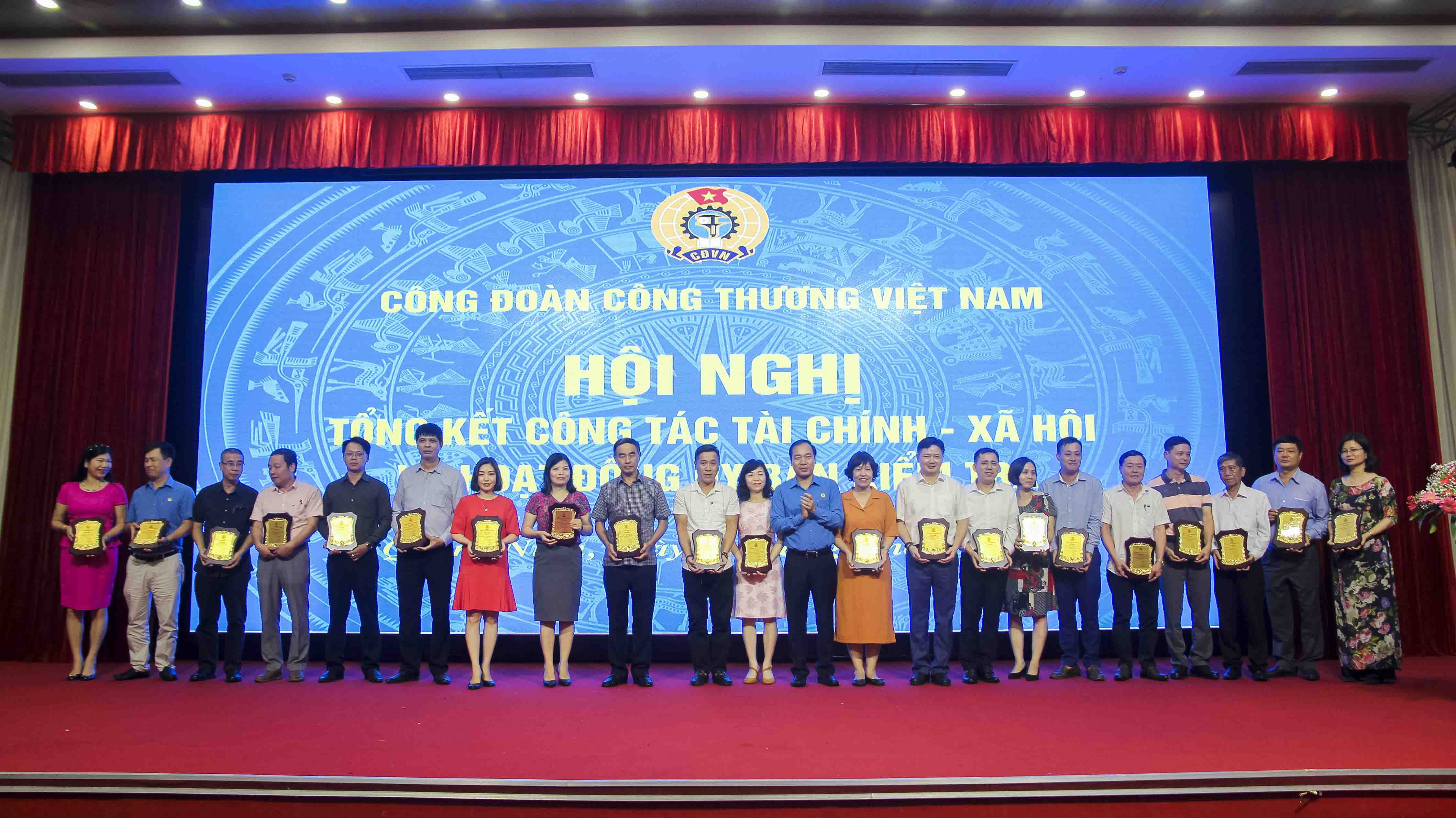 Hội nghị tổng kết công tác Tài chính - xã hội và hoạt động của Ủy ban Kiểm tra CĐCTVN năm 2018
