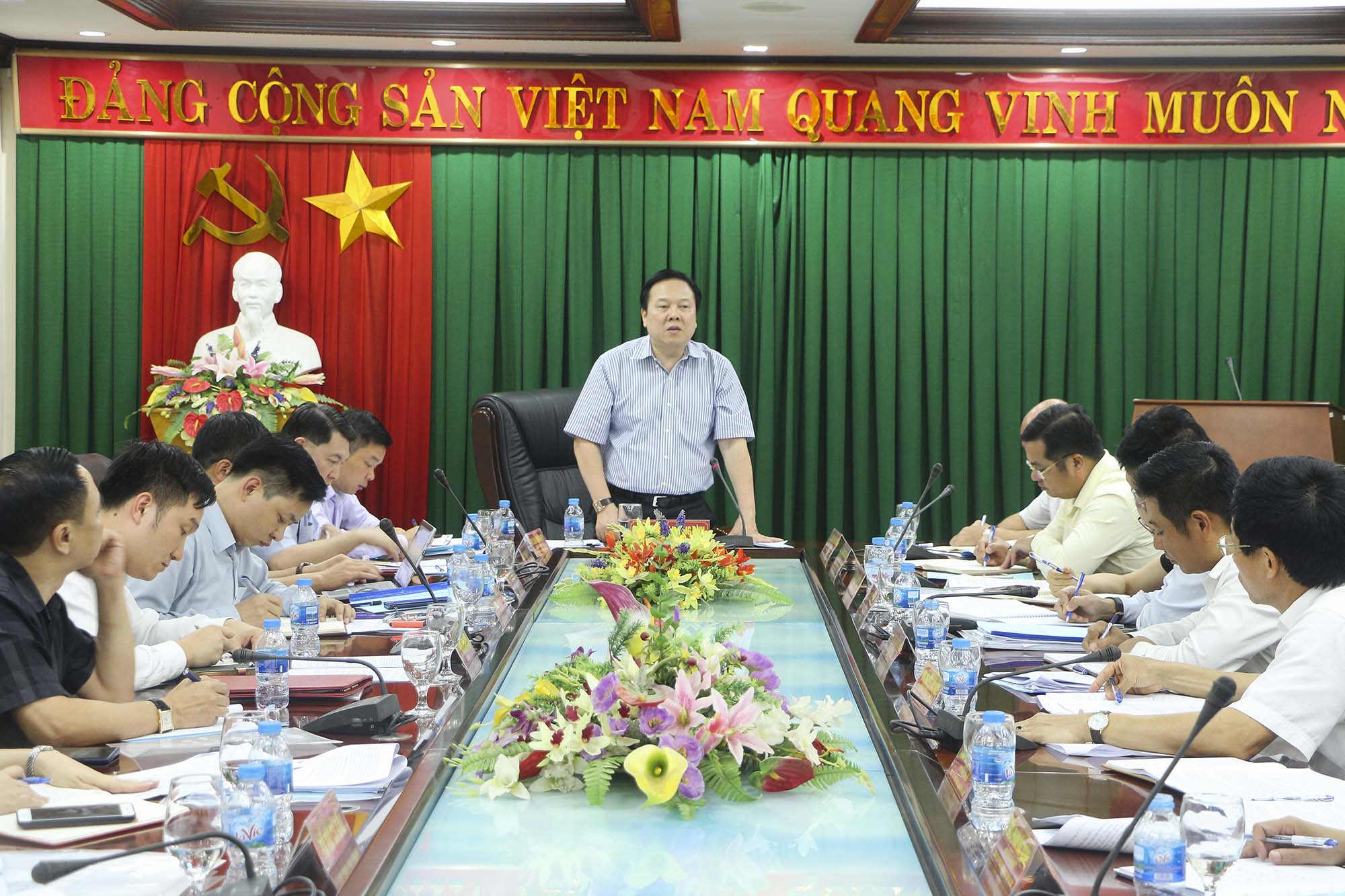 Ông Nguyễn Hoàng Anh - Chủ tịch Ủy ban Quản lý vốn nhà nước tại doanh nghiệp làm việc với Đạm Hà Bắc