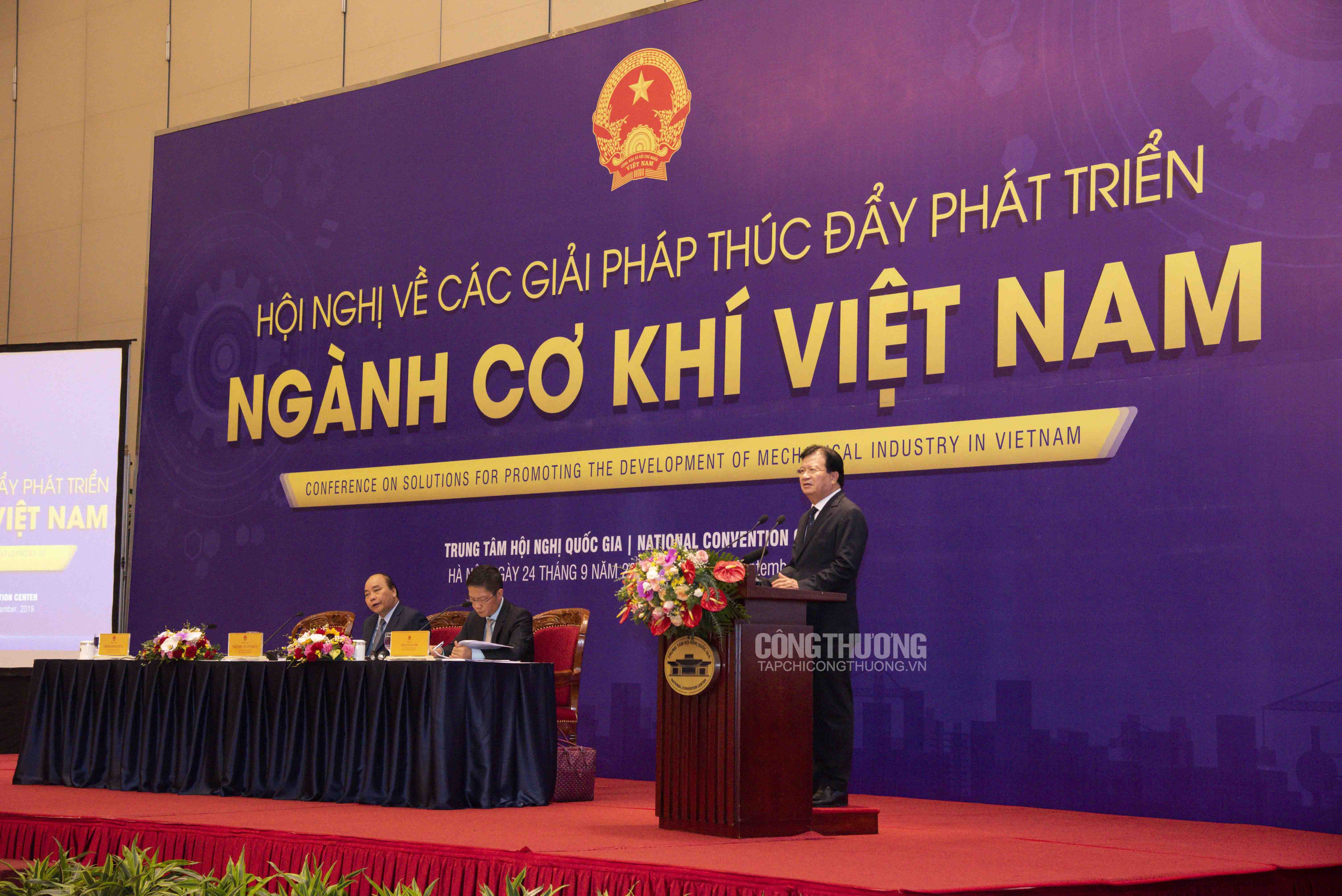 Phó Thủ tướng Trịnh Đình Dũng cho biết thời gian qua Nhà nước, Chính phủ đã ban hành nhiều chính sách thúc đẩy phát triển ngành cơ khí