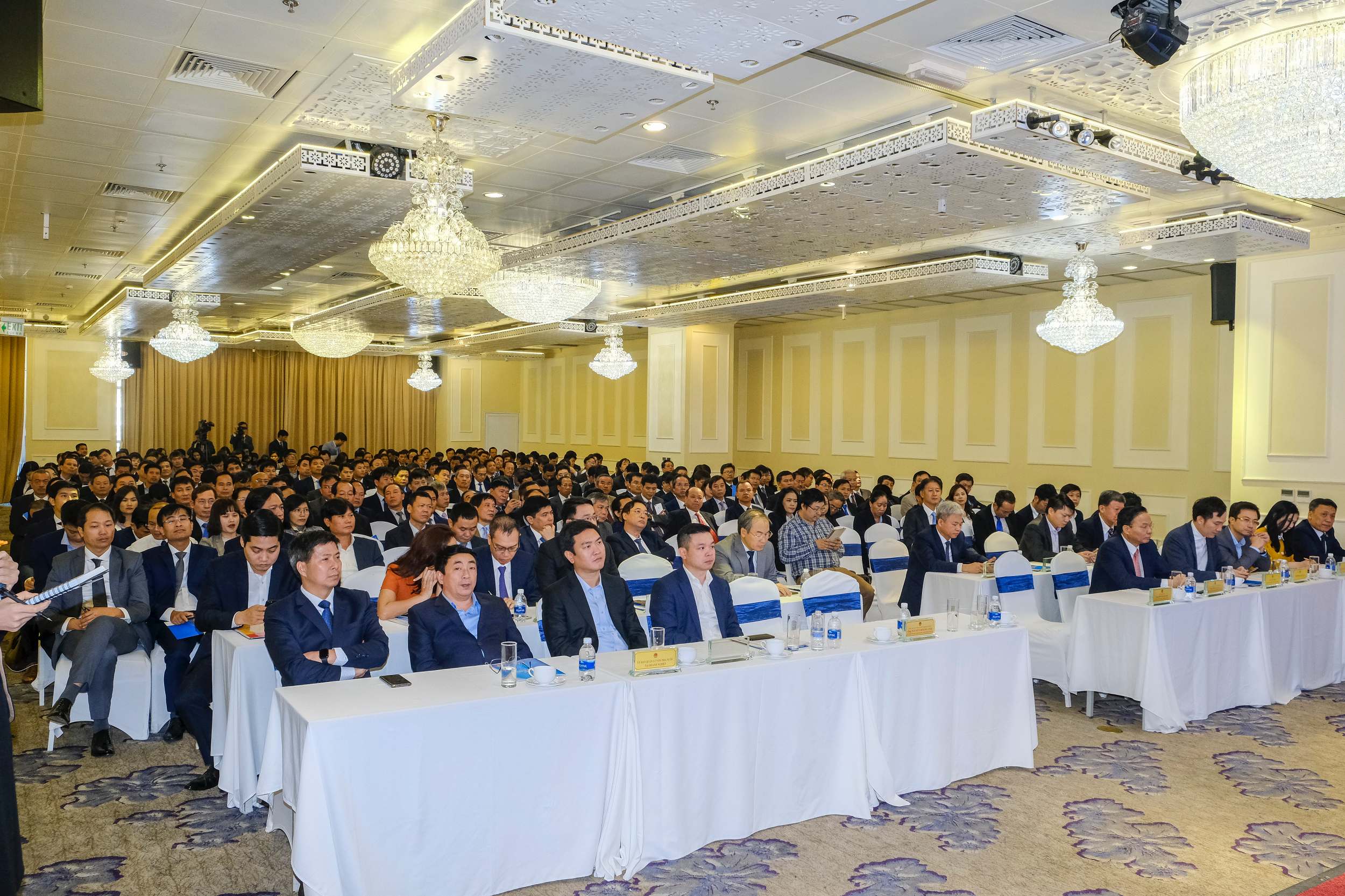 Hội nghị tổng kết có sự tham dự của đại diện lãnh đạo Tập đoàn và các đơn vị thành viên thuộc Petrolimex
