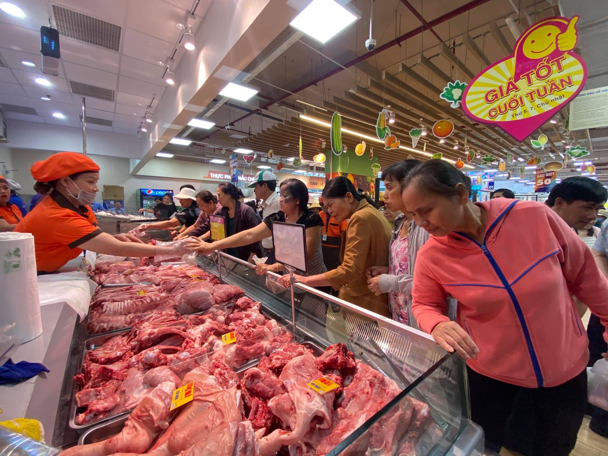 Loạt hệ thống phân phối đã cam kết tăng nguồn cung, bình ổn giá thịt lợn phục vụ người tiêu dùng Tết 2020