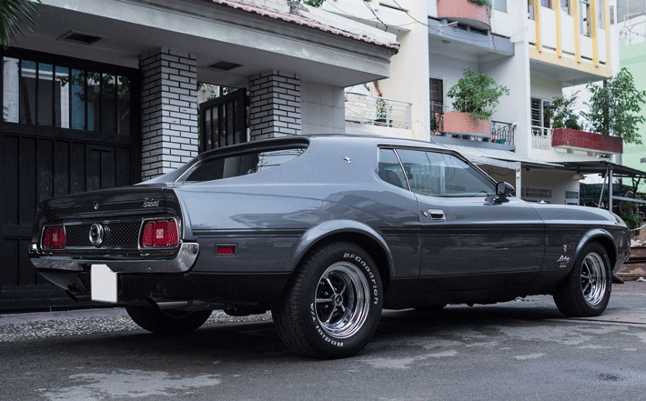 Chiếc Ford Mustang 351 Cleveland đời 1972 được chủ nhân ở Sài Gòn yêu cầu “độ” lại