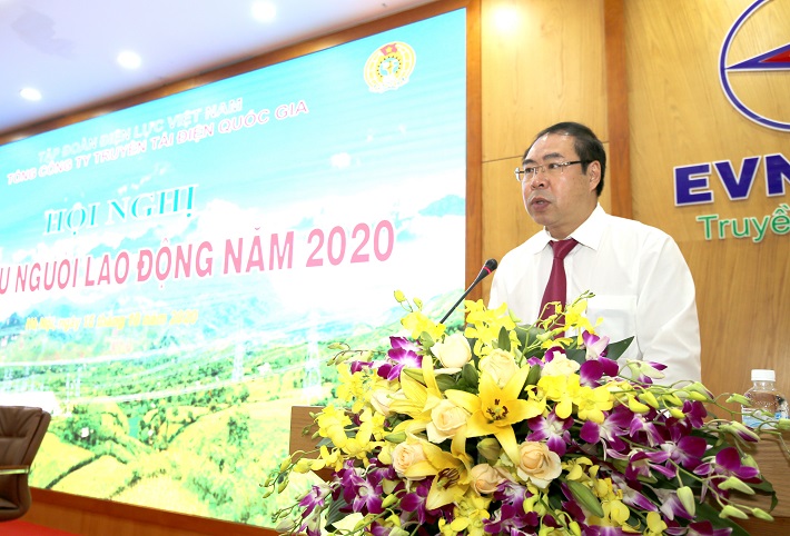 Đỗ Đức Hùng – Chủ tịch Công đoàn Điện lực Việt Nam phát biểu chỉ đạo Hội nghị
