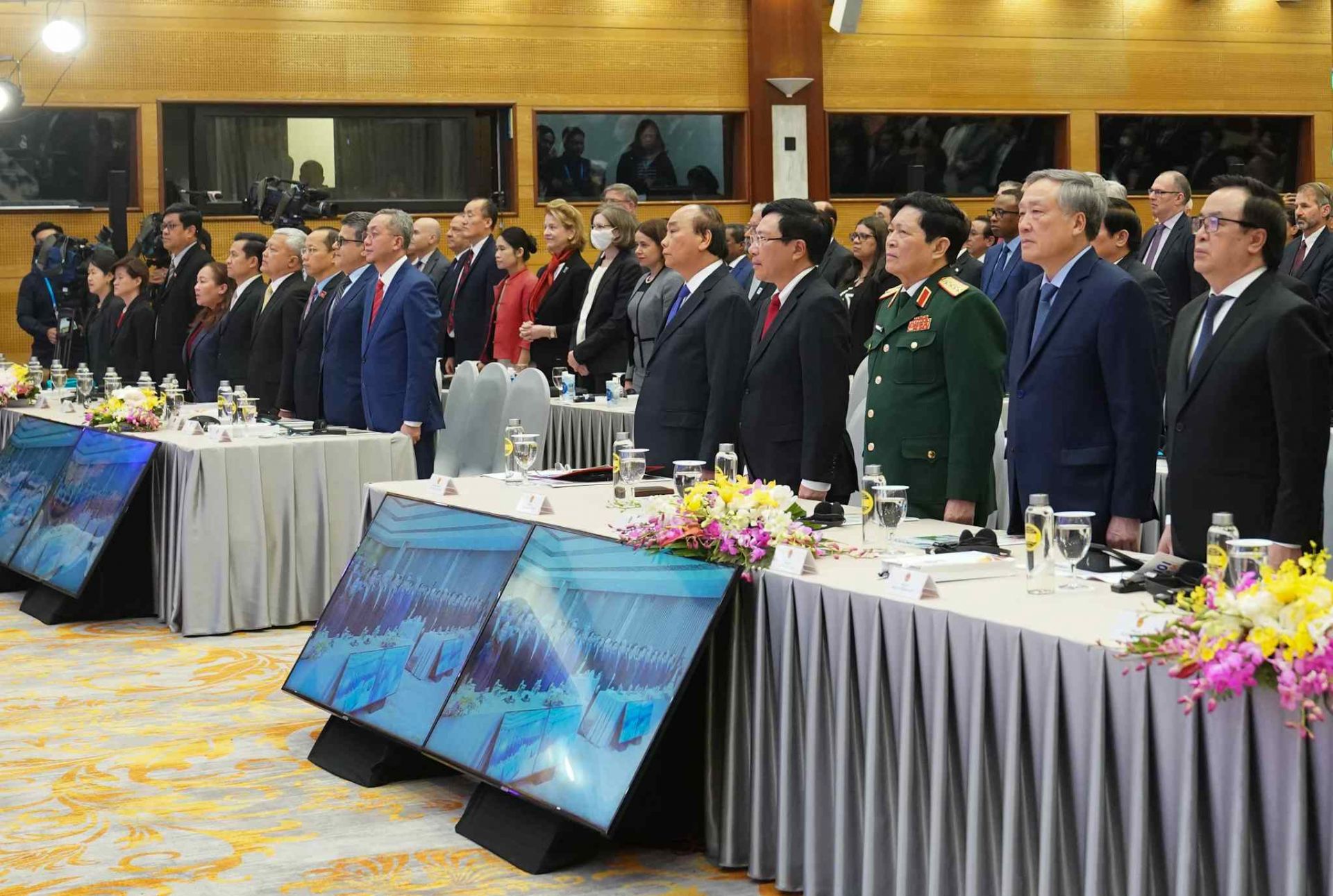 Lễ bế mạc Hội nghị Cấp cao ASEAN lần thứ 37 và các Hội nghị Cấp cao liên quan và lễ chuyển giao vai trò Chủ tịch ASEAN cho Brunei