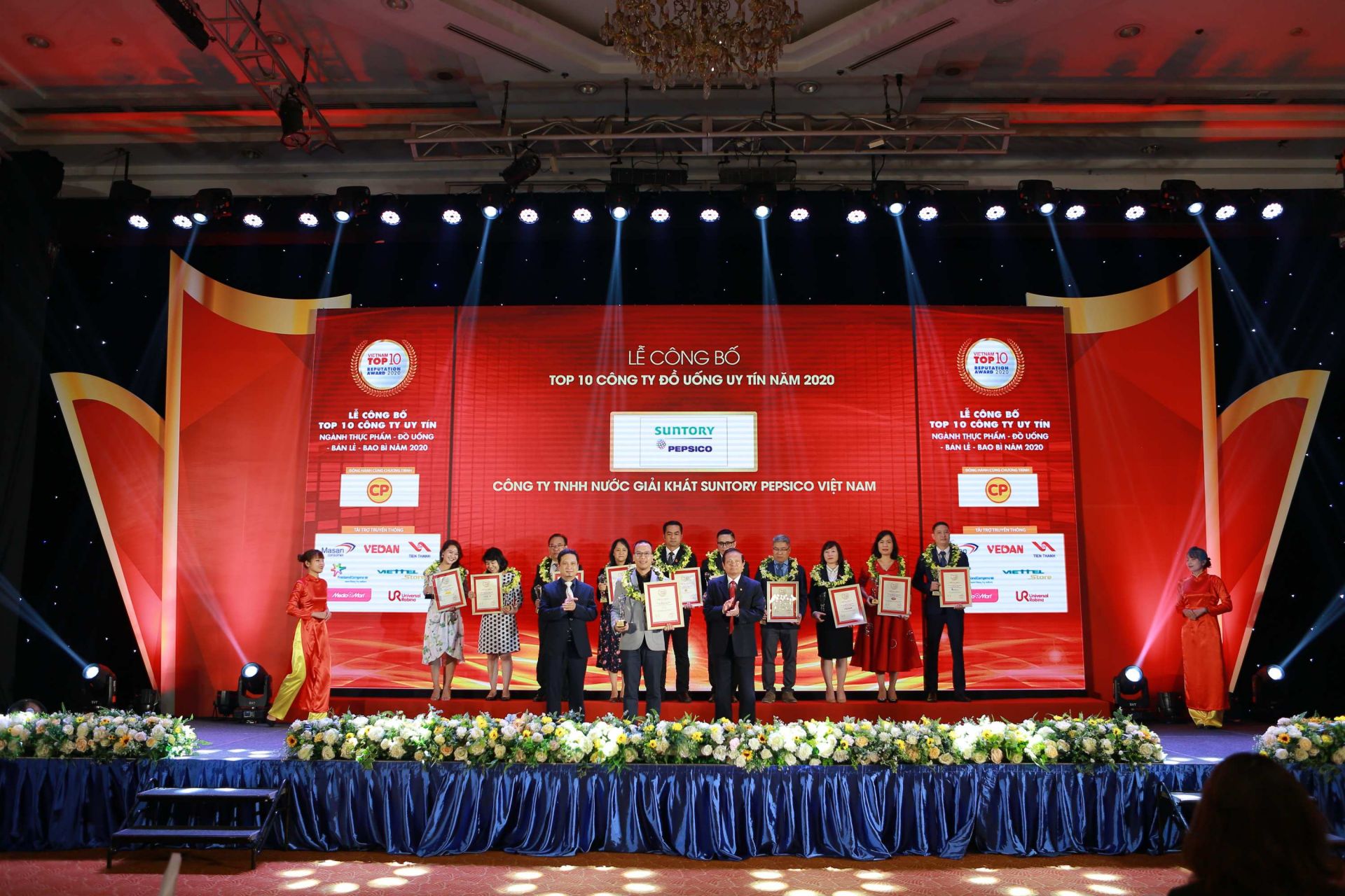 Suntory PepsiCo Việt Nam nhận danh hiệu “Top 1 Công ty đồ uống không cồn uy tín nhất Việt Nam năm 2020”