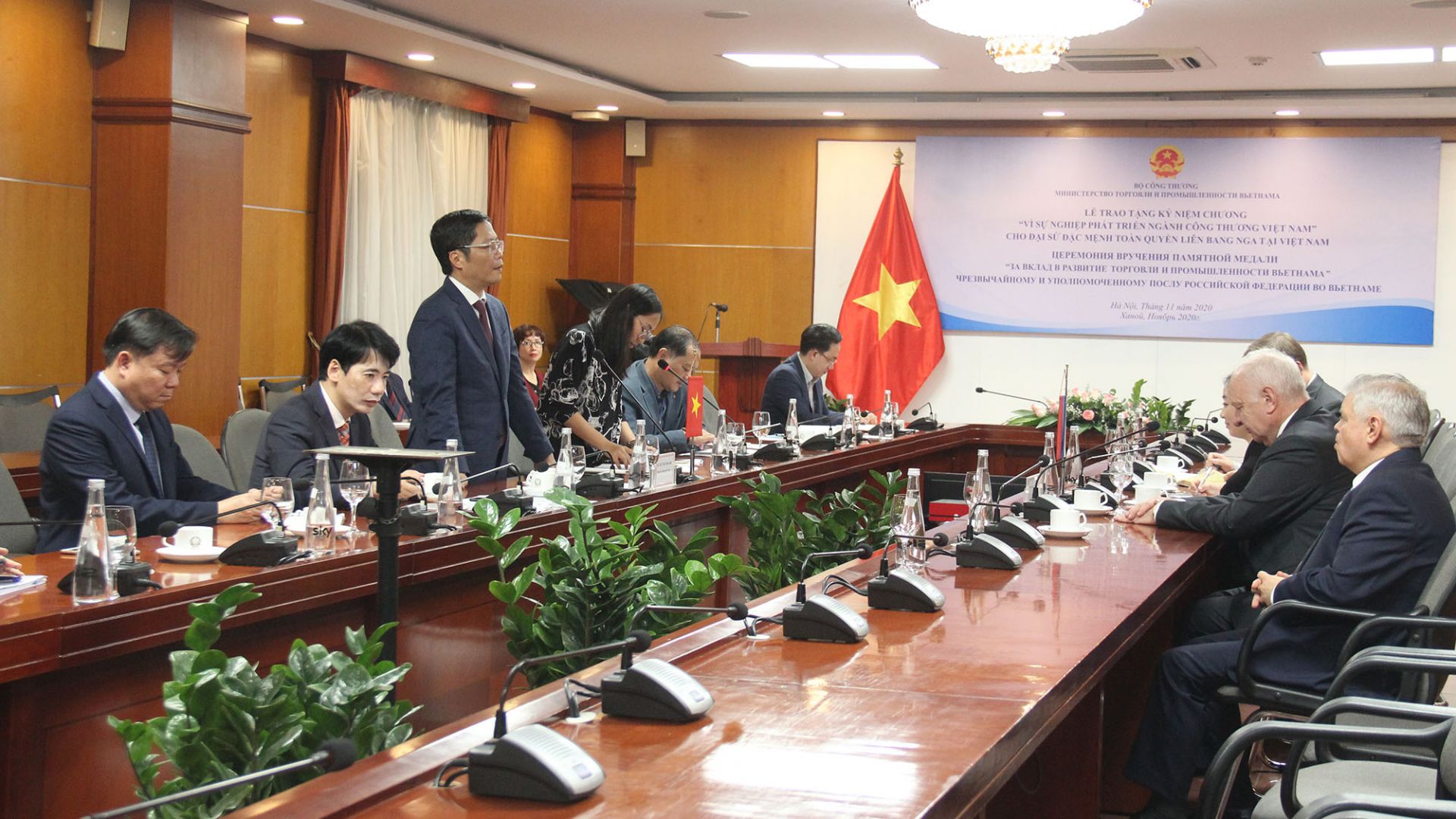 Đại sứ đặc mệnh toàn quyền Liên bang Nga tại Việt Nam