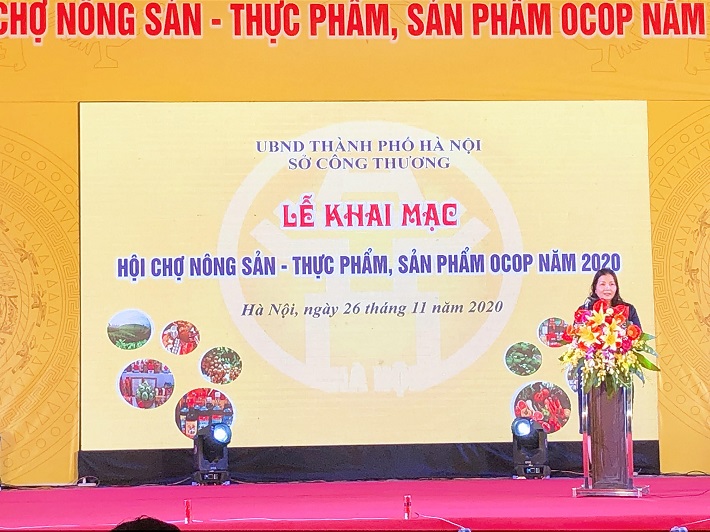 Bà Trần Thị Phương Lan
