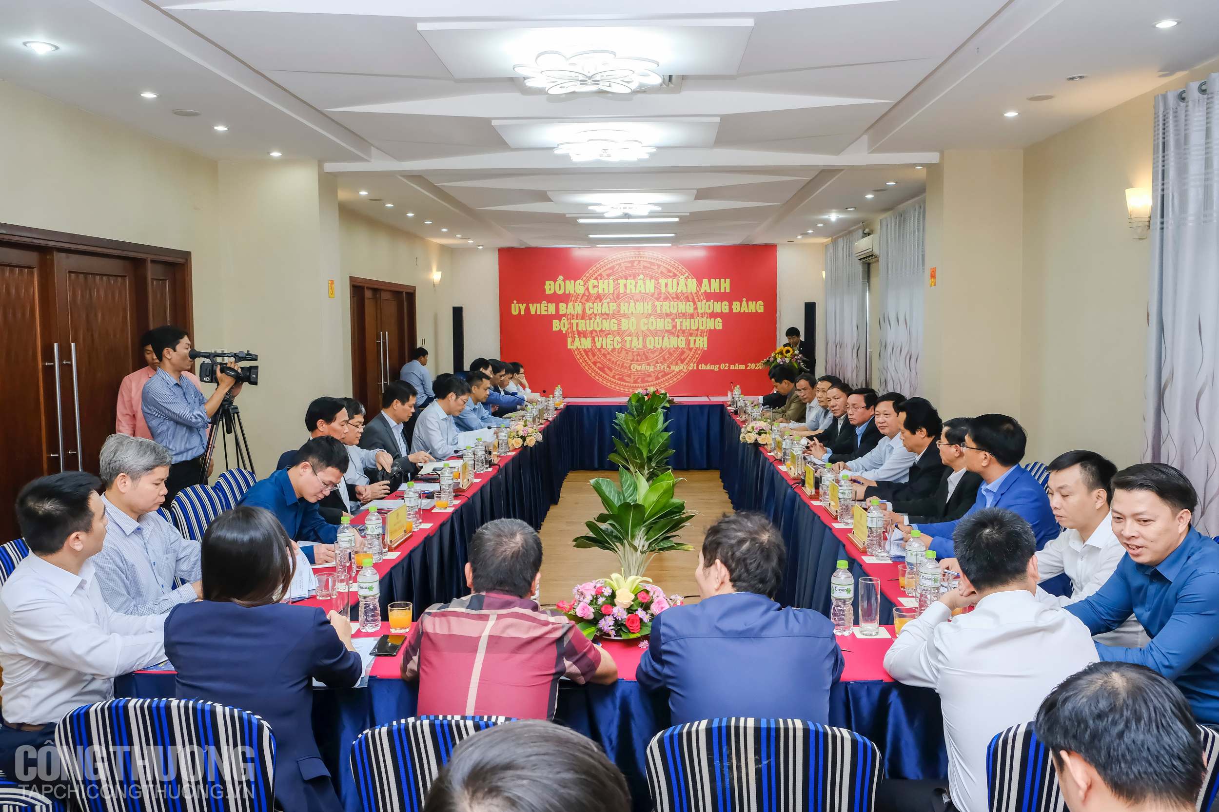 Toàn cảnh buổi làm việc của đoàn công tác Bộ Công Thương với lãnh đạo tỉnh Quảng Trị