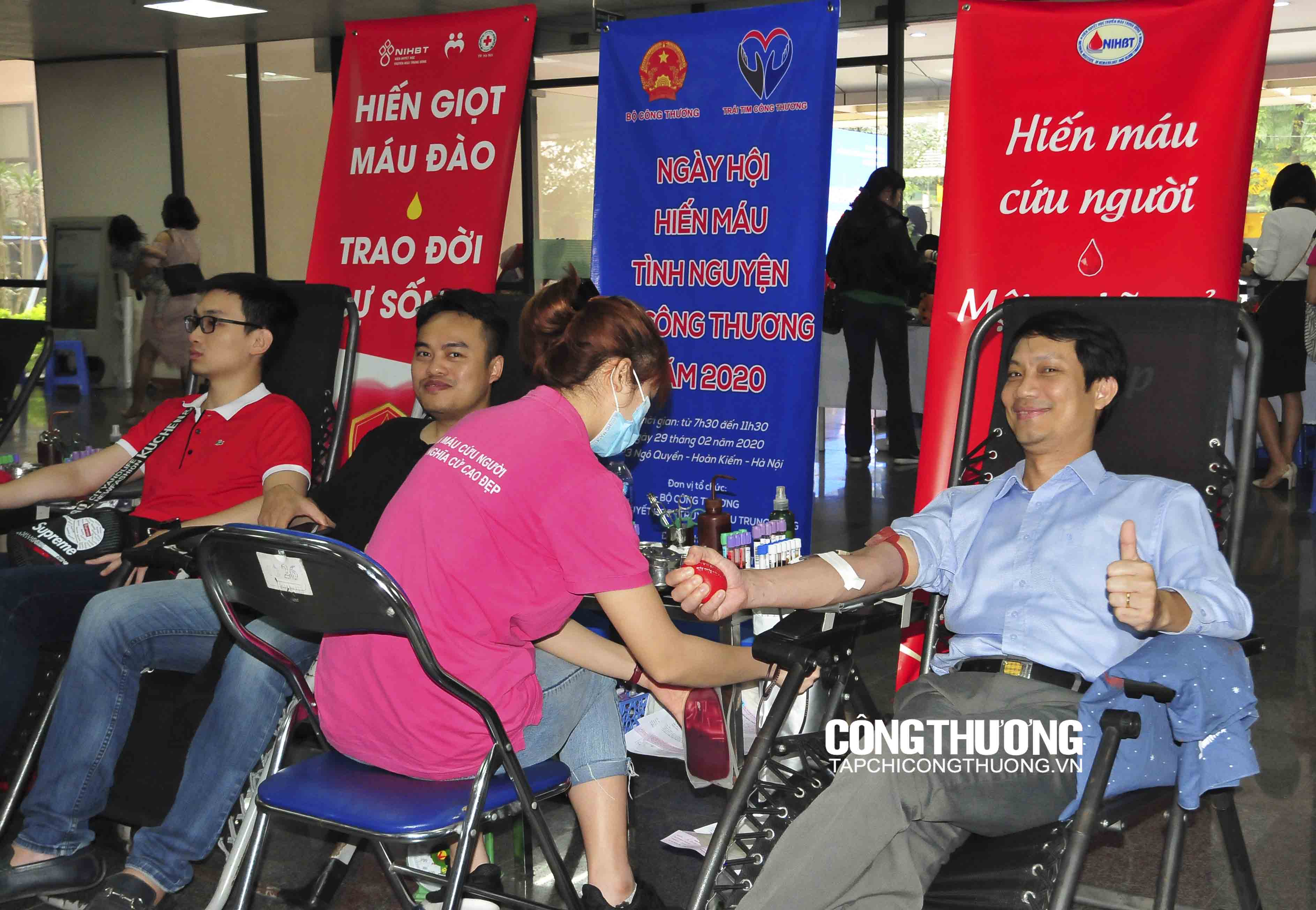 Ngày hội hiến máu tình nguyện Bộ Công Thương 