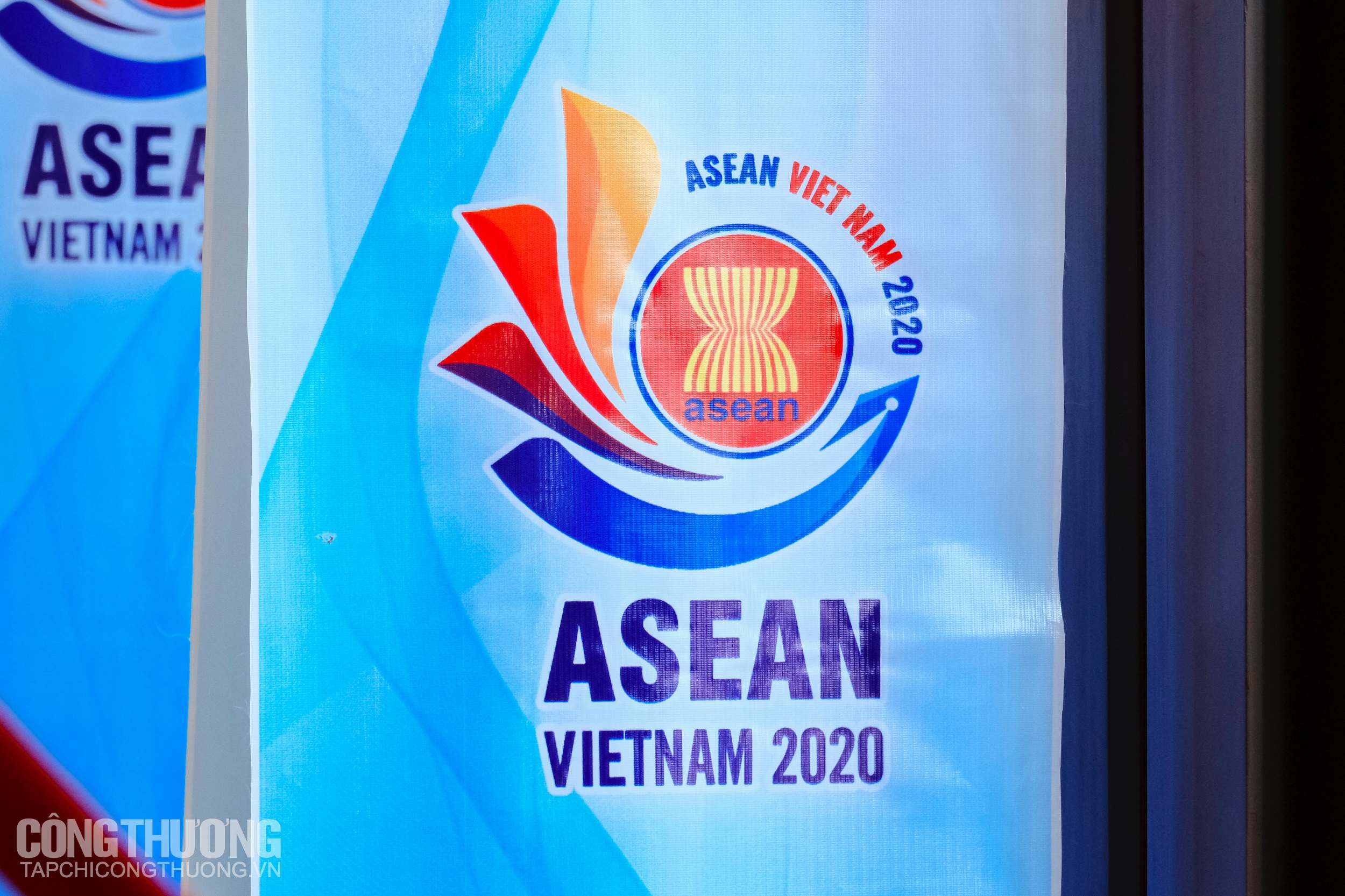 Hội nghị Bộ trưởng Kinh tế ASEAN hẹp lần thứ 26 (AEM hẹp 26)