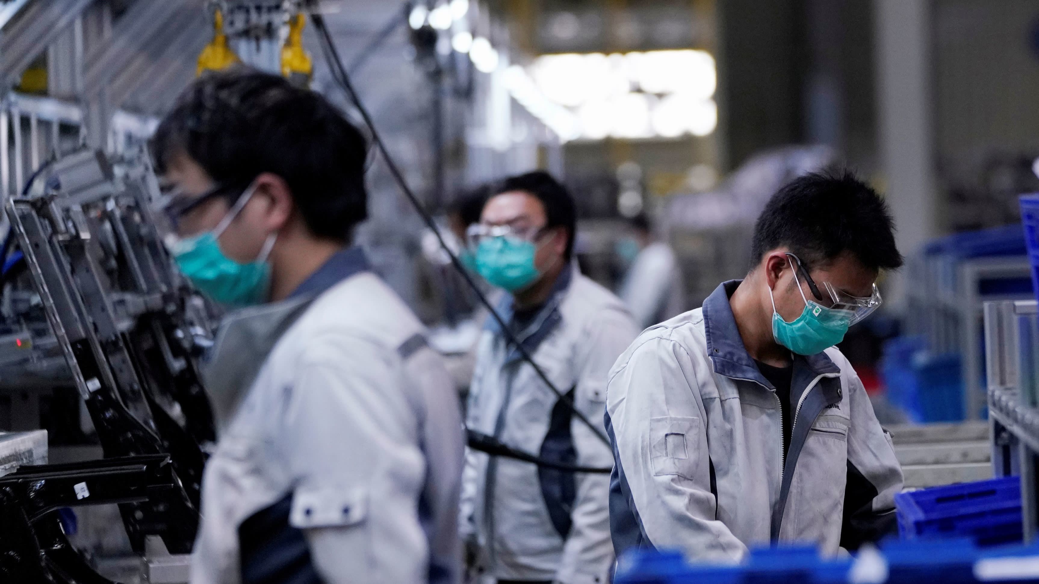 Hoạt động sản xuất công nghiệp tại Trung Quốc