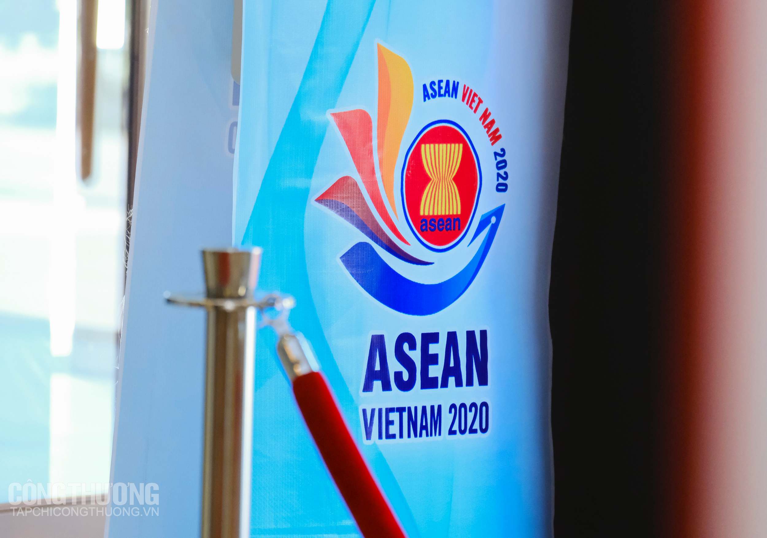 Hội nghị Bộ trưởng Kinh tế ASEAN hẹp lần thứ 26 diễn ra từ 8-11/2/2020 với nhiều nội dung quan trọng, dự kiến sẽ được rà soát, thông qua và tiếp tục triển khai trong Năm ASEAN 2020, do Việt Nam làm chủ nhà, trong đó bao gồm các ưu tiên của Việt Nam về nội dung kinh tế trong hợp tác ASEAN để báo cáo lên Hội nghị Cấp cao ASEAN lần thứ 36 (dự kiến được tổ chức tại Đà Nẵng vào tháng 4/2020)