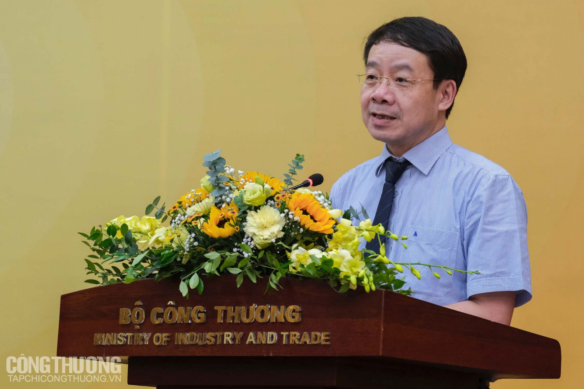 Đồng chí Lý Quốc Hùng - Phó Bí thư Đảng uỷ Bộ Công Thương, Vụ trưởng Vụ Tổ chức cán bộ nhấn mạnh những nhiệm vụ trong nhiệm kỳ mới 2020 - 2025