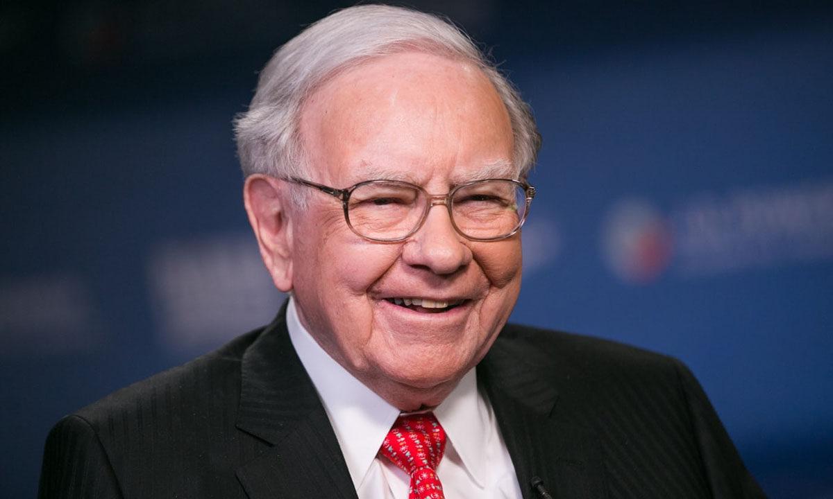 Warren Buffett - Chủ tịch & CEO của Berkshire Hathaway