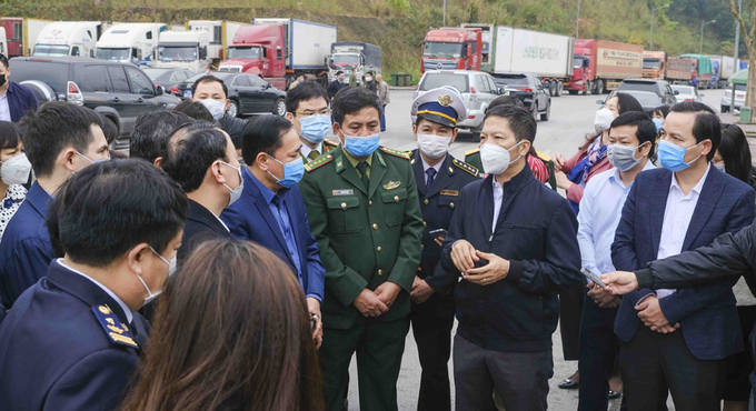 Bộ trưởng Bộ Công Thương Trần Tuấn Anh làm việc tại Lạng Sơn tìm hướng thúc đẩy xuất nhập khẩu qua cửa khẩu trong bối cảnh dịch covid-19.