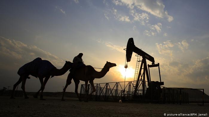 Khai thác dầu thô Trung Đông