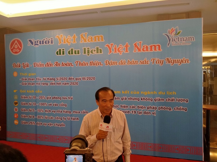 Ông Võ văn Tâm- chủ tịch Hiệp hội Du lịch Đắk Lắk phát biểu tại buổi lễ