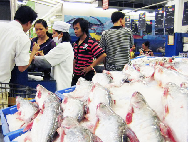 Nhiều mặt hàng thủy sản được ưa chuộng tại siêu thị nội địa