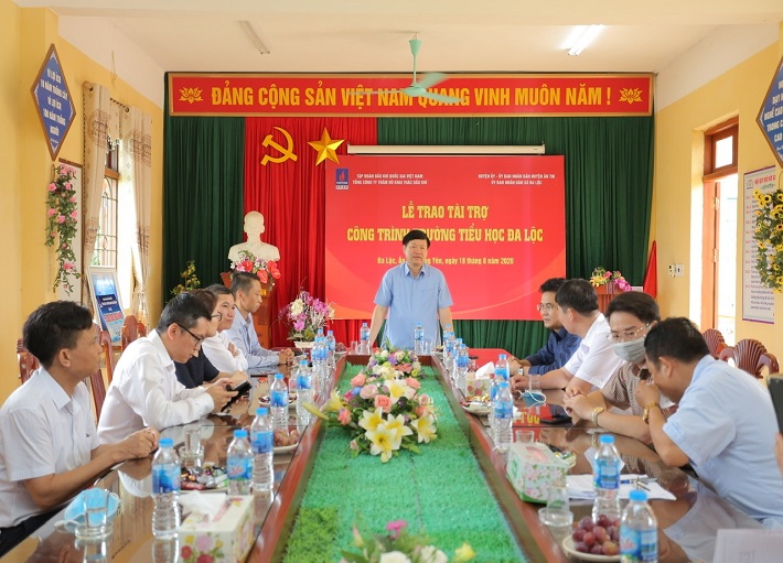 Ông Nguyễn Văn Phóng - Chủ tịch tỉnh Hưng Yên phát biểu tại buổi lễ