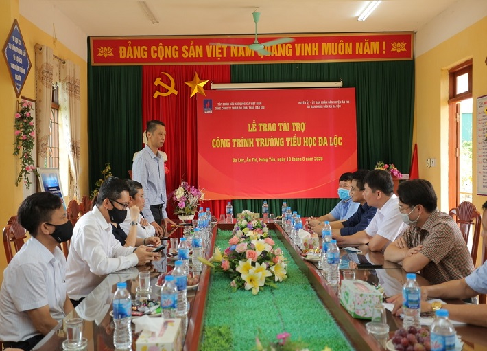 Ông Trần Hồng Nam, Chủ tịch HĐTV Tổng Công ty phát biểu tại buổi lễ