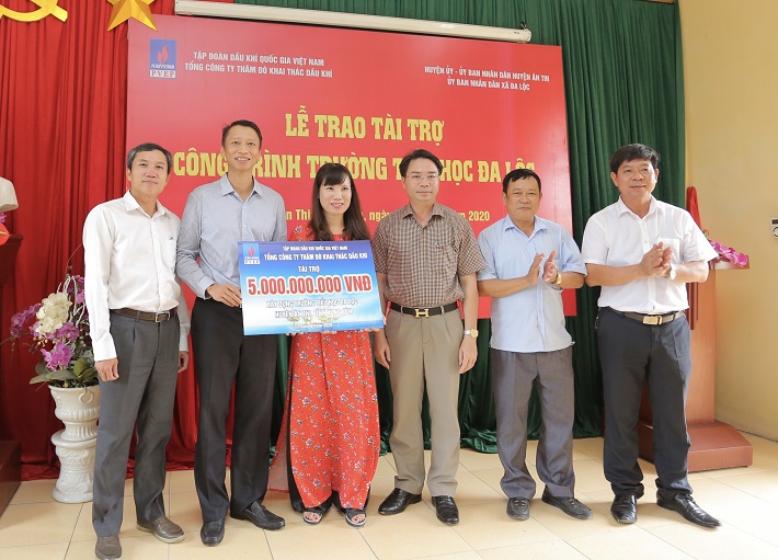 PVEP trao hỗ trợ xây dựng trường Tiểu học Đa Lộc thuộc xã Đa Lộc, huyện Ân Thi, tỉnh Hưng Yên