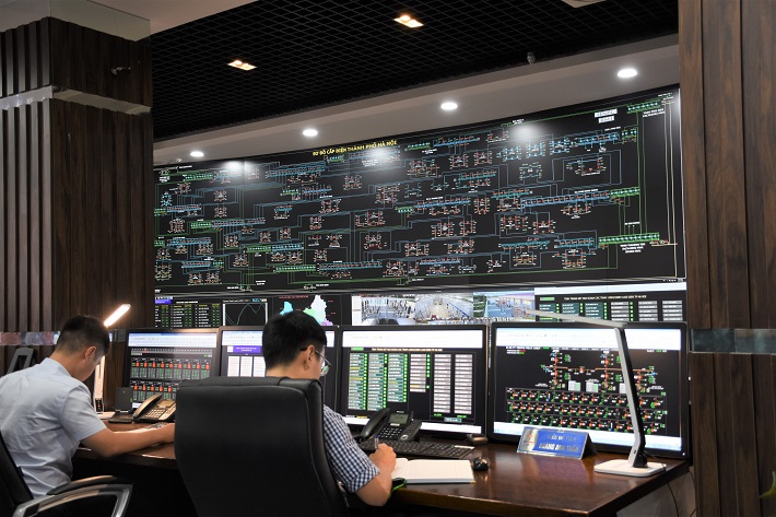 Trung tâm Điều độ Hệ thống điện TP Hà Nội tăng cường ứng trực đảm bảo điện