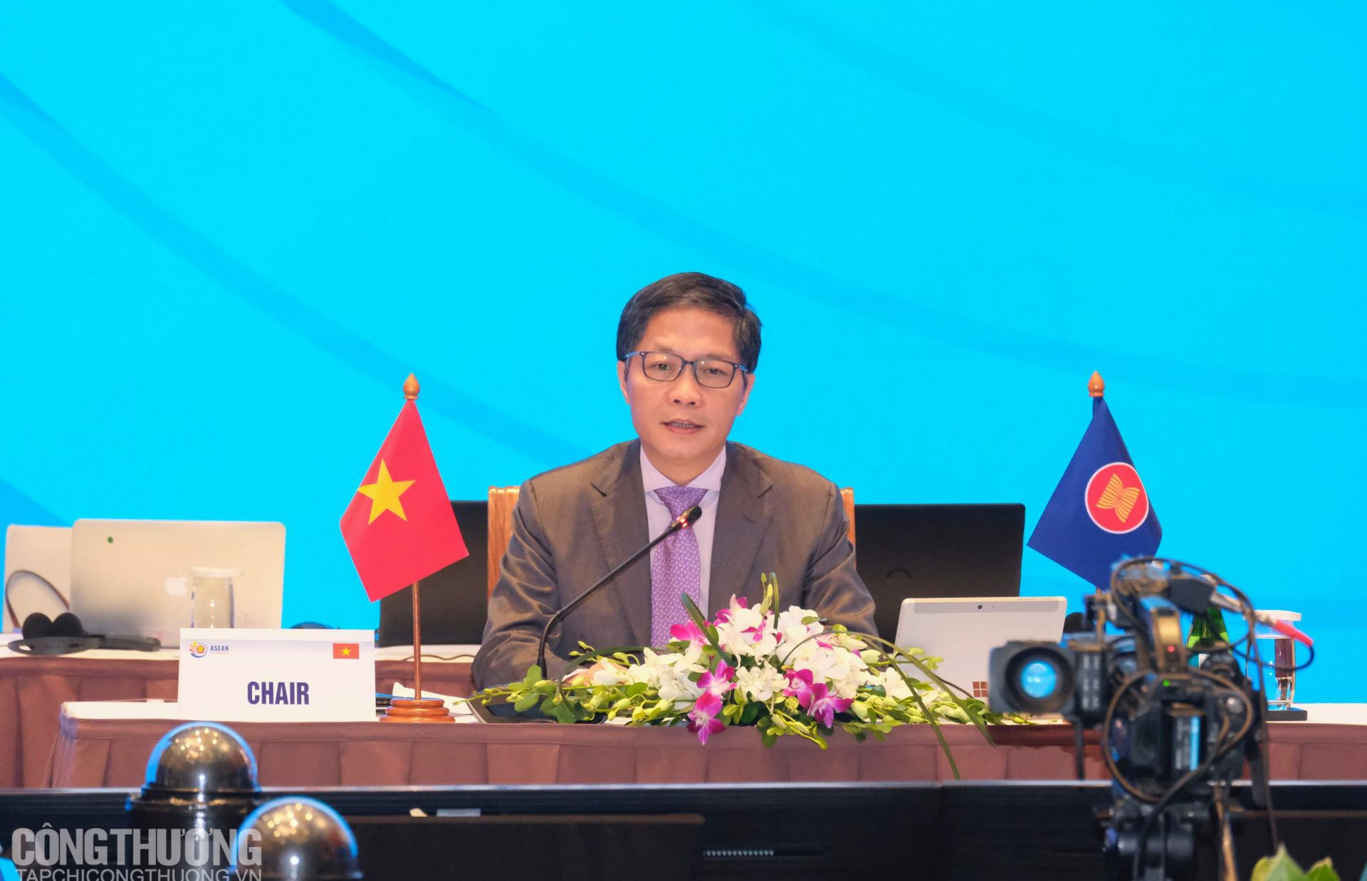 Bộ trưởng Bộ Công Thương Trần Tuấn Anh tại Hội nghị tham vấn của các Bộ trưởng Kinh tế ASEAN với Hồng Kông, Trung Quốc