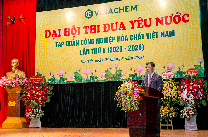 Ông Nguyễn Huy Thông, Chủ tịch Công đoàn Công nghiệp Hóa chất Việt Nam phát động phong trào thi đua giai đoạn tới