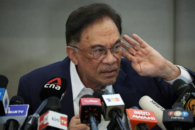 lãnh đạo đối lập Anwar Ibrahim
