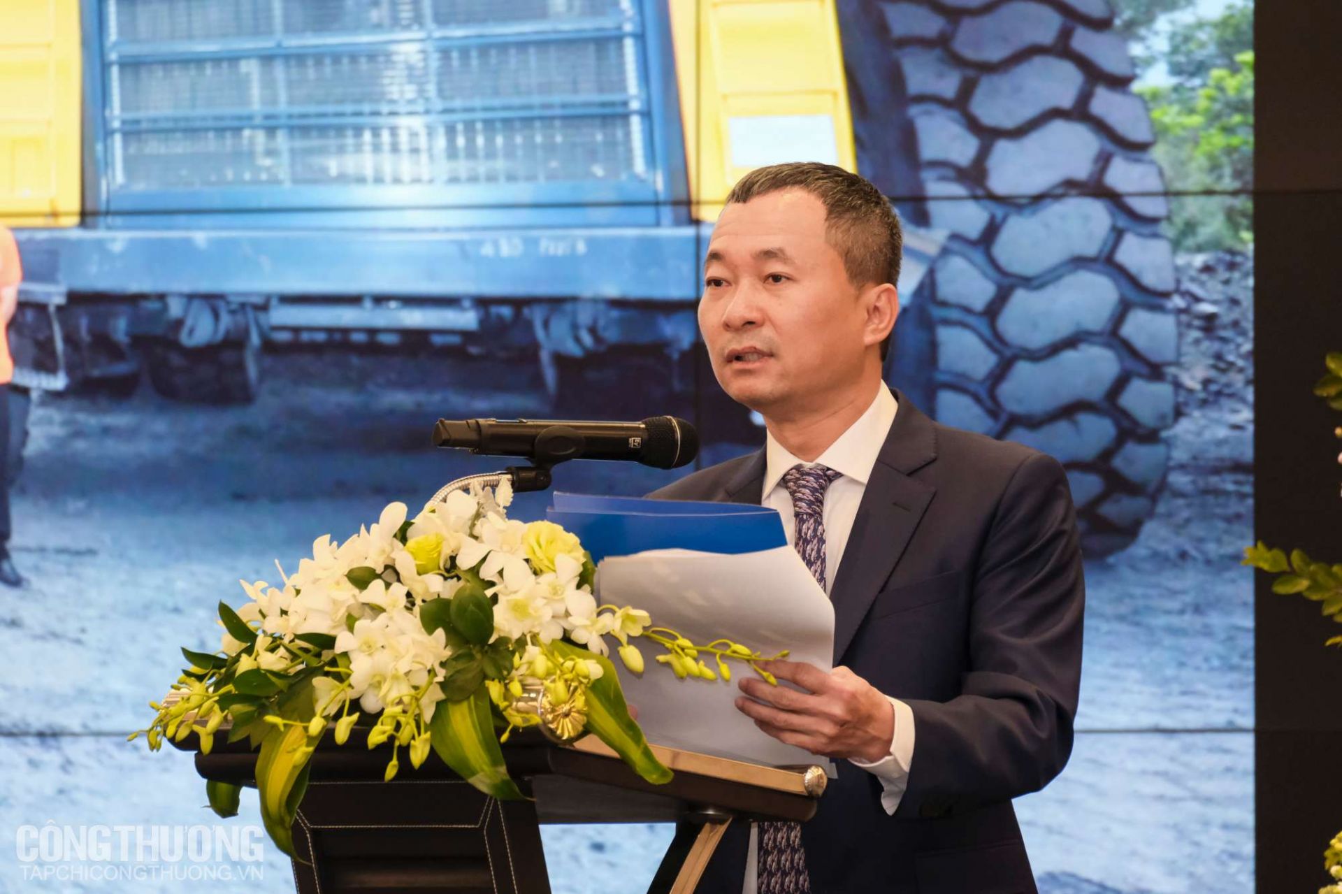 Ông Lê Quang Tuấn - Ủy viên HĐQT, Tổng Giám đốc Tổng Công ty Hóa dầu Petrolimex