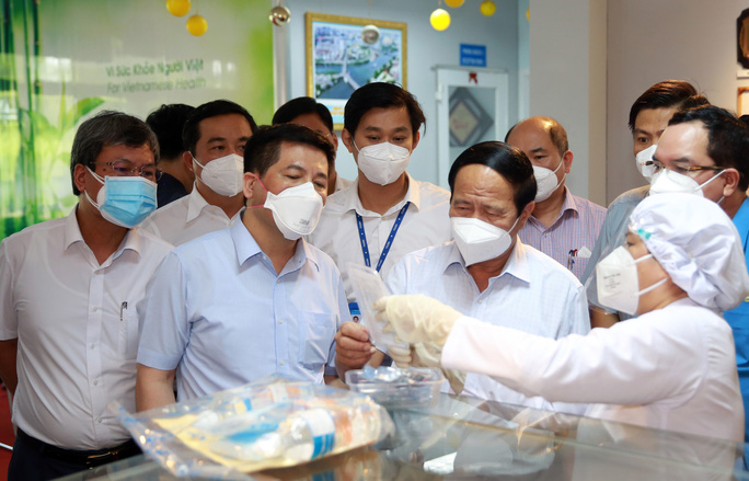 Bộ trưởng Nguyễn Hồng Diên tham gia Đoàn Công tác của Chính phủ về công tác chống dịch Covid-19 tại một số tỉnh phía Nam