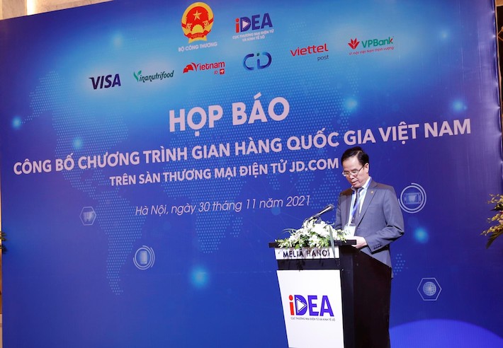 Ong Nguyen Thanh Binh - Pho  TGĐ VPBank phát biểu tại Lễ công bố chương trình Gian hàng Quốc gia Việt Nam