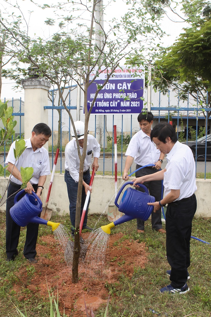 CBCNV PTC2 hưởng ứng phong trào “Tết trồng cây” năm 2021