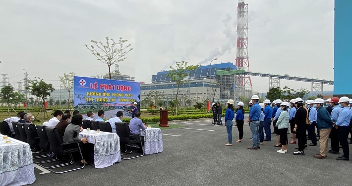 Hình ảnh buổi phát động hưởng ứng “Tết trồng cây” tại Nhà máy Nhiệt điện Thái Bình
