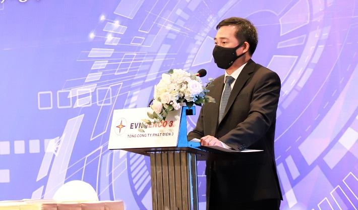 Ông Lê Văn Danh – Tổng Giám đốc EVNGENCO 3 báo cáo tại Đại hội