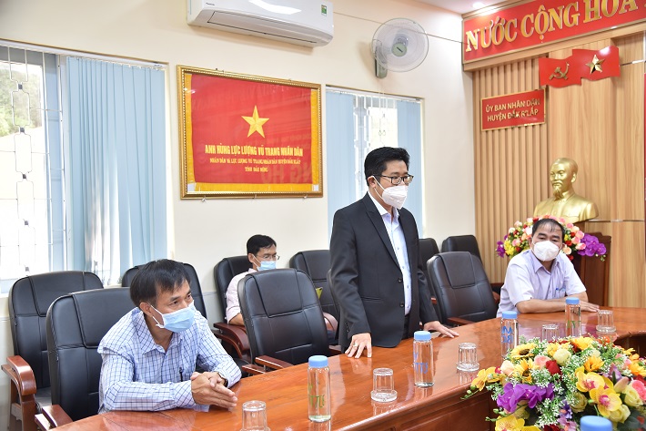 Ông Phan Nhật Thanh Chủ tịch UBND gửi lời cảm ơn tới lãnh đạo Công ty