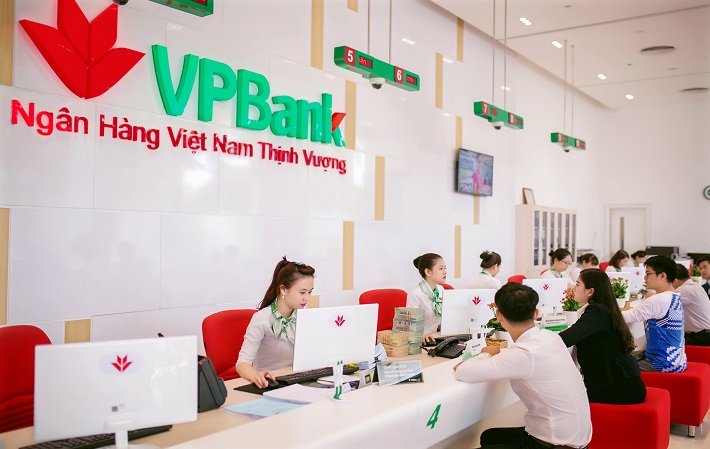 VPBank sẽ nhận yêu cầu và tiến hành xử lý giao dịch phát hành L/C online