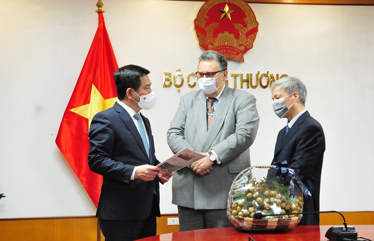 viet nam ha lan