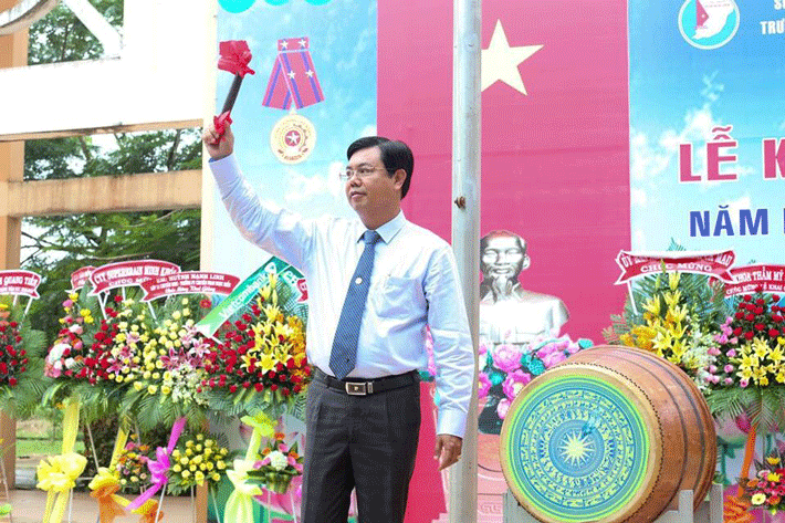 Bí thư Tỉnh ủy Cà Mau - Nguyễn Tiến Hải về dự khai giảng năm học mới