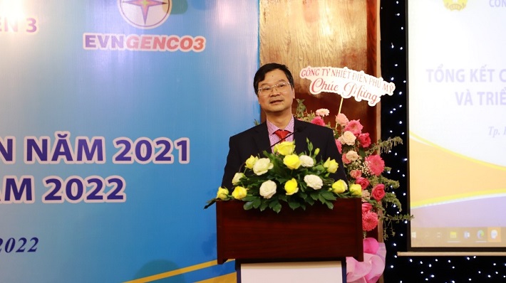 Đ/c Lương Bá Thanh - Phó Chủ tịch Công đoàn Điện lực Việt Nam phát biểu chỉ đạo tại Hội nghị