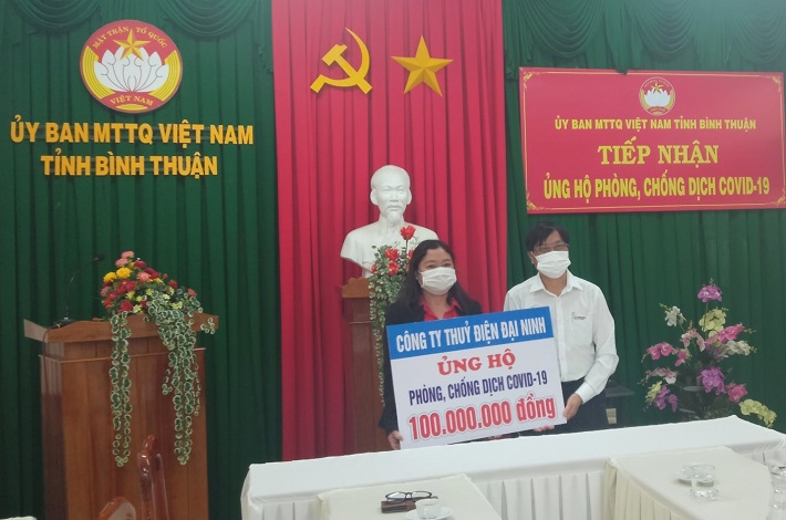 Công ty Thủy điện Đại Ninh đóng góp 100 triệu đồng cho Quỹ PCD Covid-19 tỉnh Bình Thuận