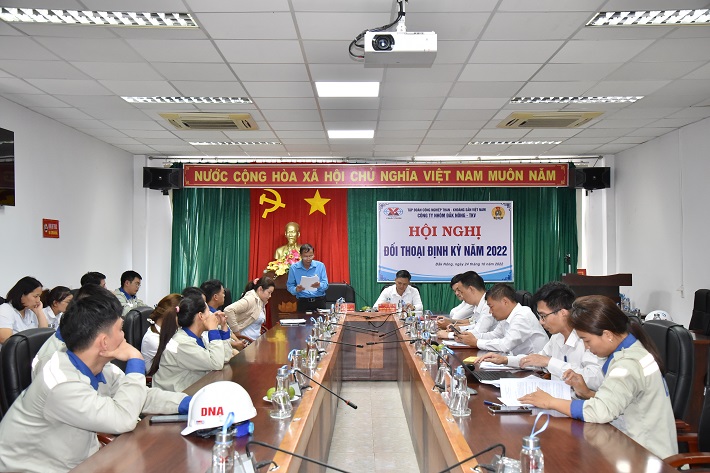 Ông Nguyễn Văn Hiếu - Chủ tịch Công đoàn DNA phát biểu tại Hội nghị