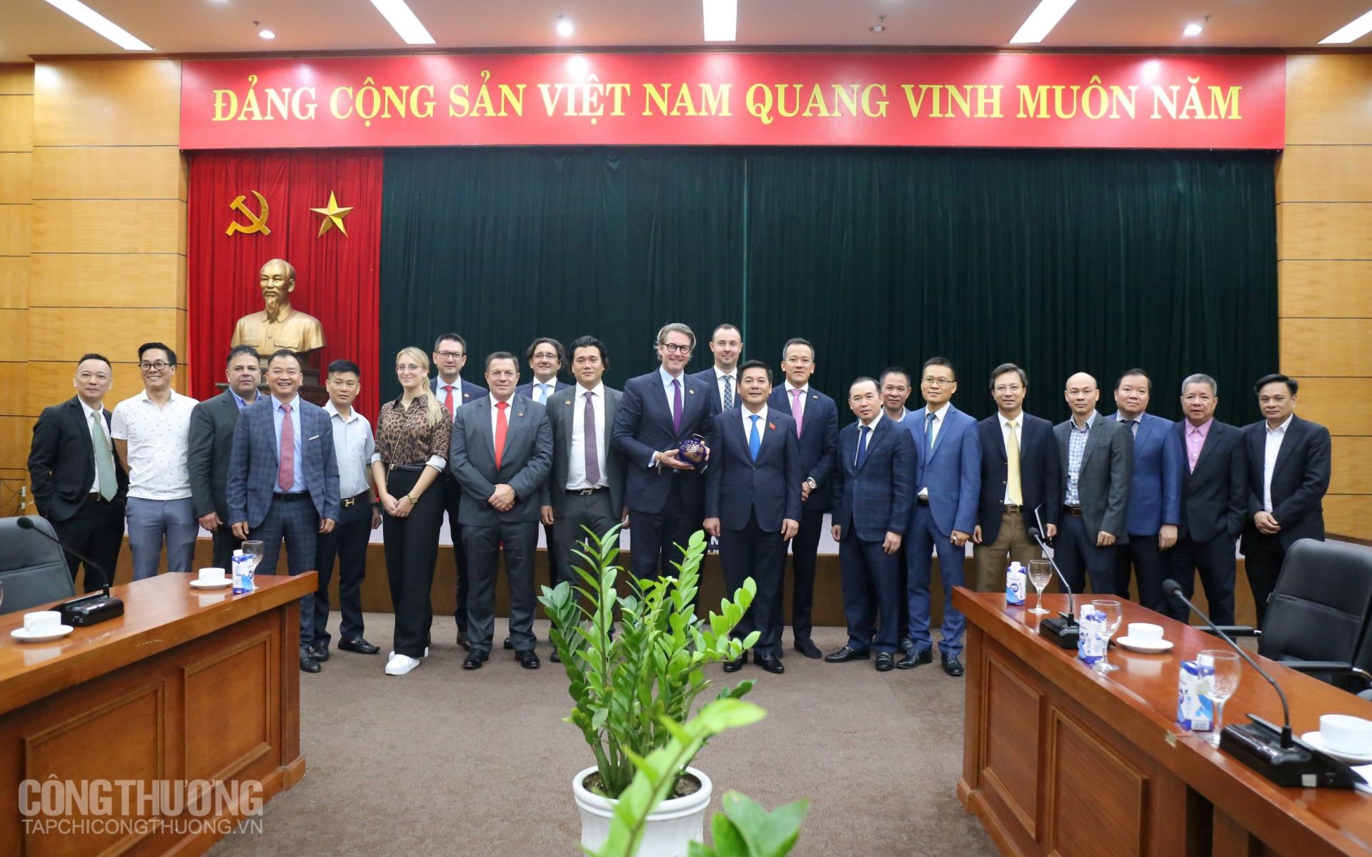 thúc đẩy hợp tác thương mại, đầu tư giữa doanh nghiệp Việt Nam - Đức