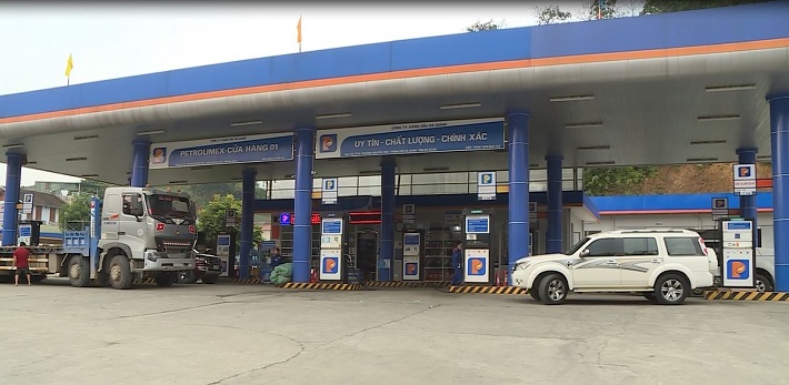 Petrolimex Hà Giang đã ra mắt và đẩy mạnh tuyên truyền, vận động khách hàng thanh toán không dùng tiền mặt